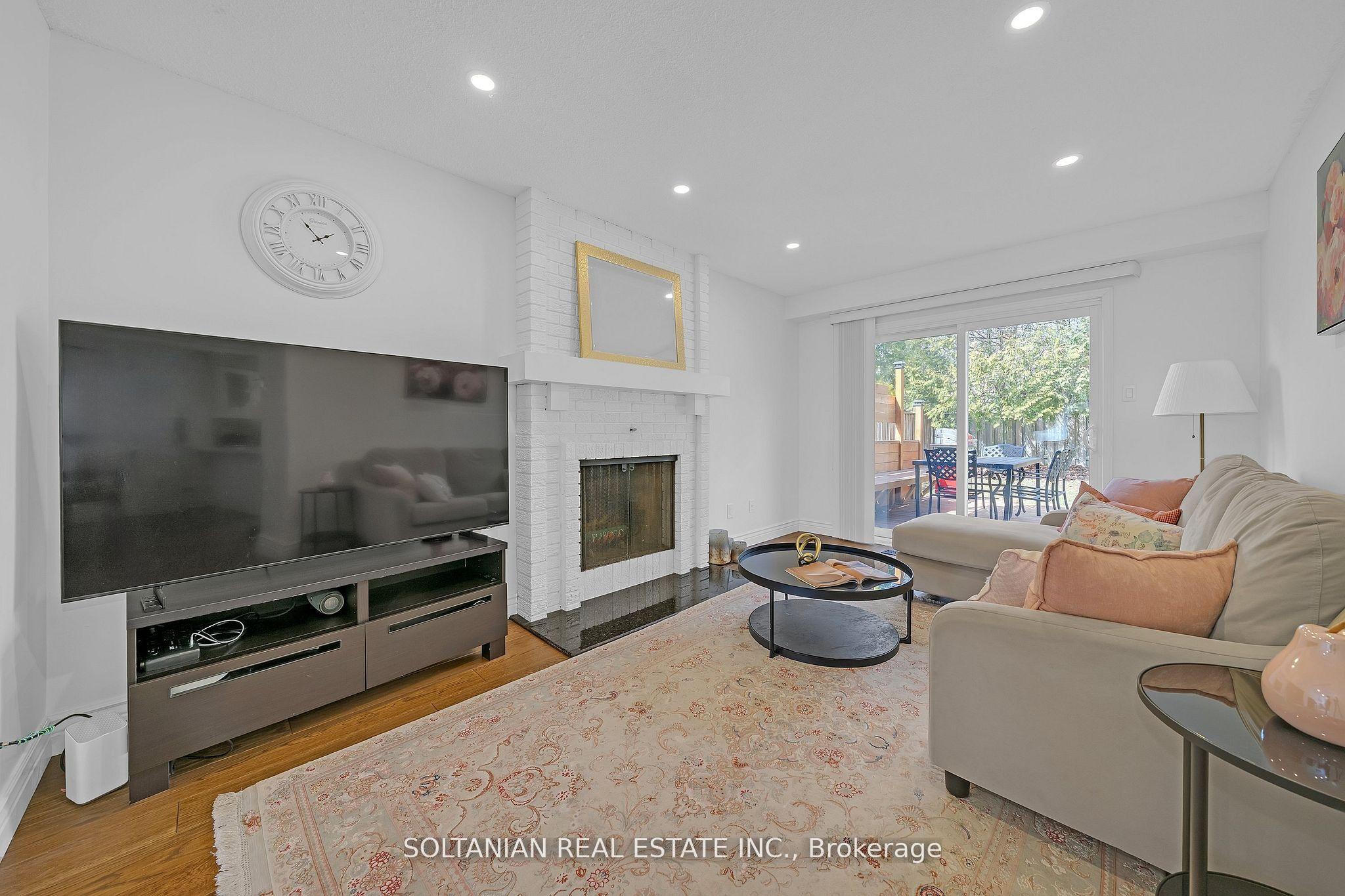 54 Braeburn Drive, Markham, ON L3T 4W8