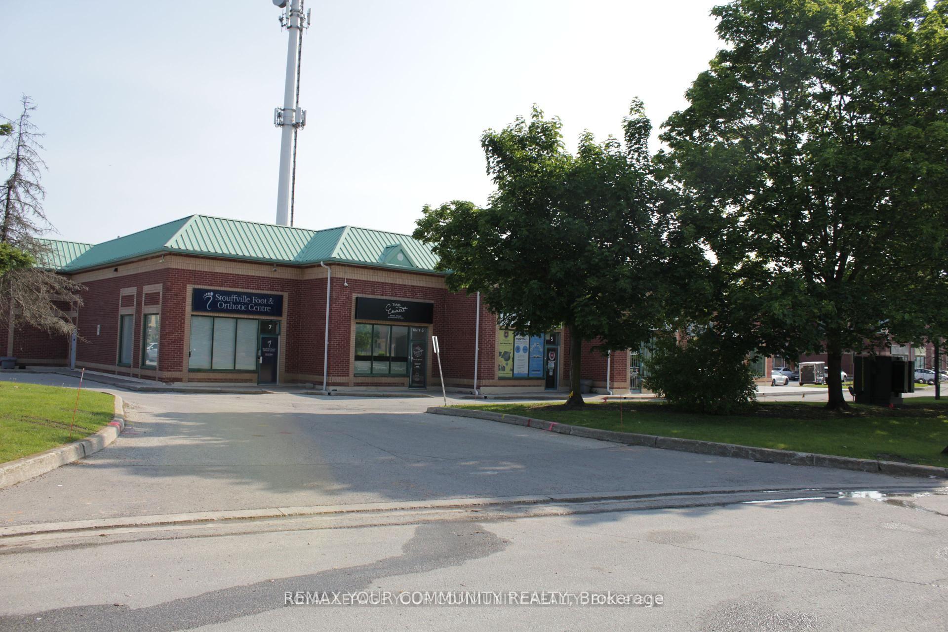 100 Ringwood Drive 6, Whitchurch-Stouffville, ON L4A 1A9
