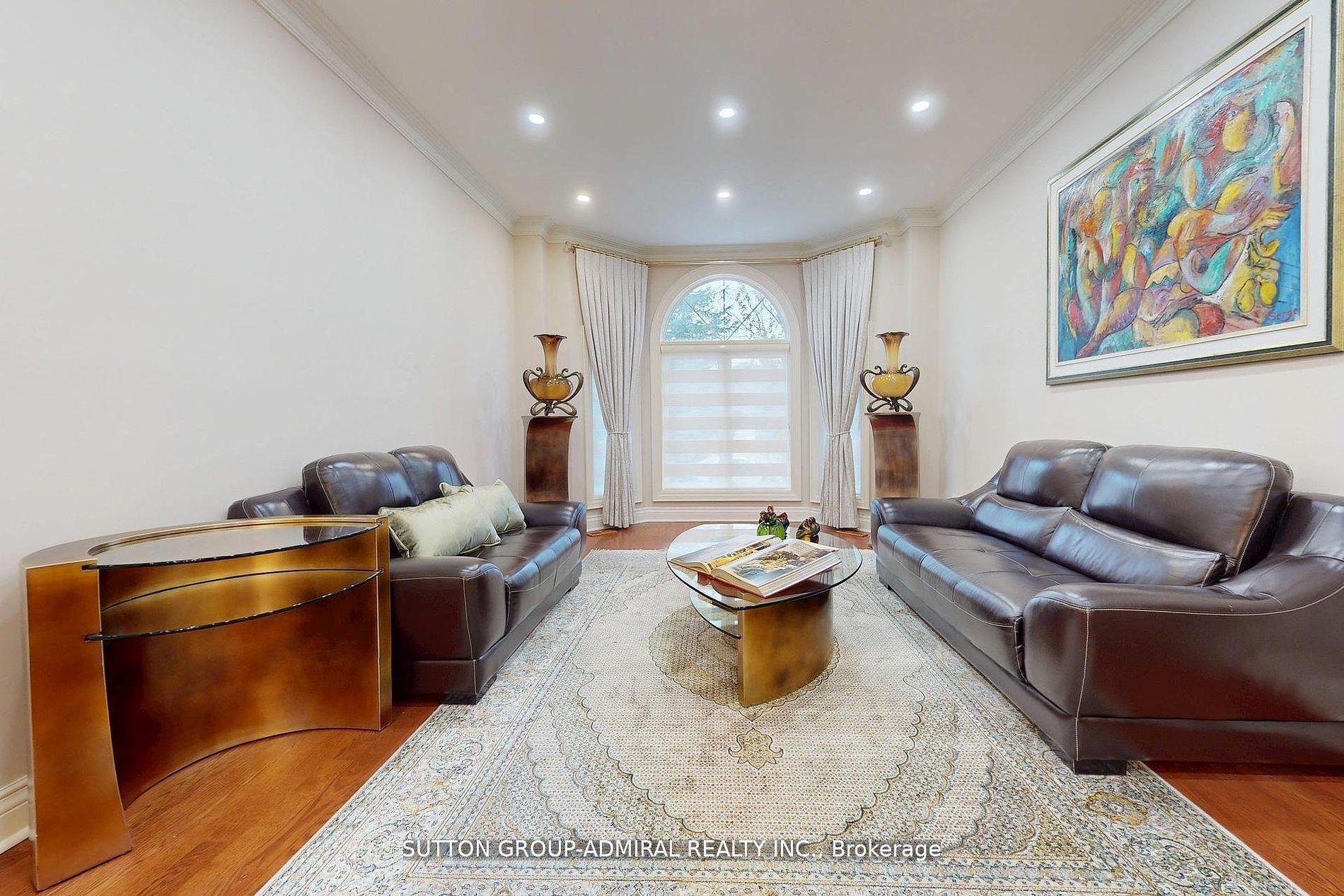220 King High Drive, Vaughan, ON L4J 3N5