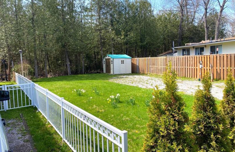 53 Horseshoe Circle, Georgina, ON L0E 1N0