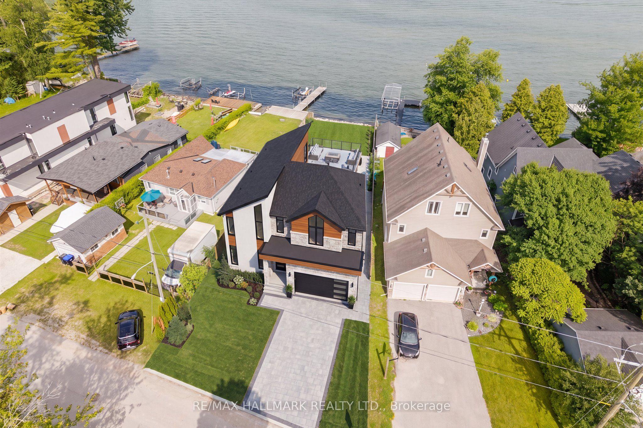 2329 Crystal Beach Road, Innisfil, ON L9S 3W8