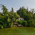 104 Hedge Road, Georgina, ON L0E 1R0