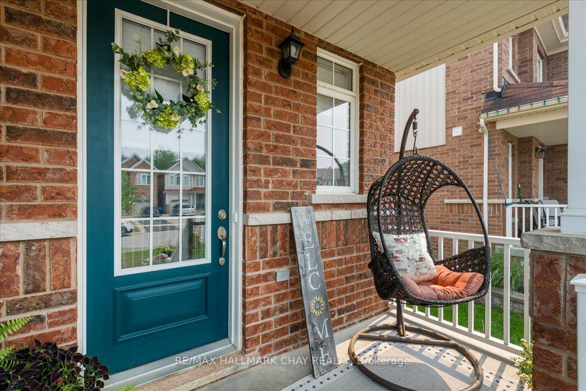 27 Blanchard Crescent, Essa, ON L0M 1B0