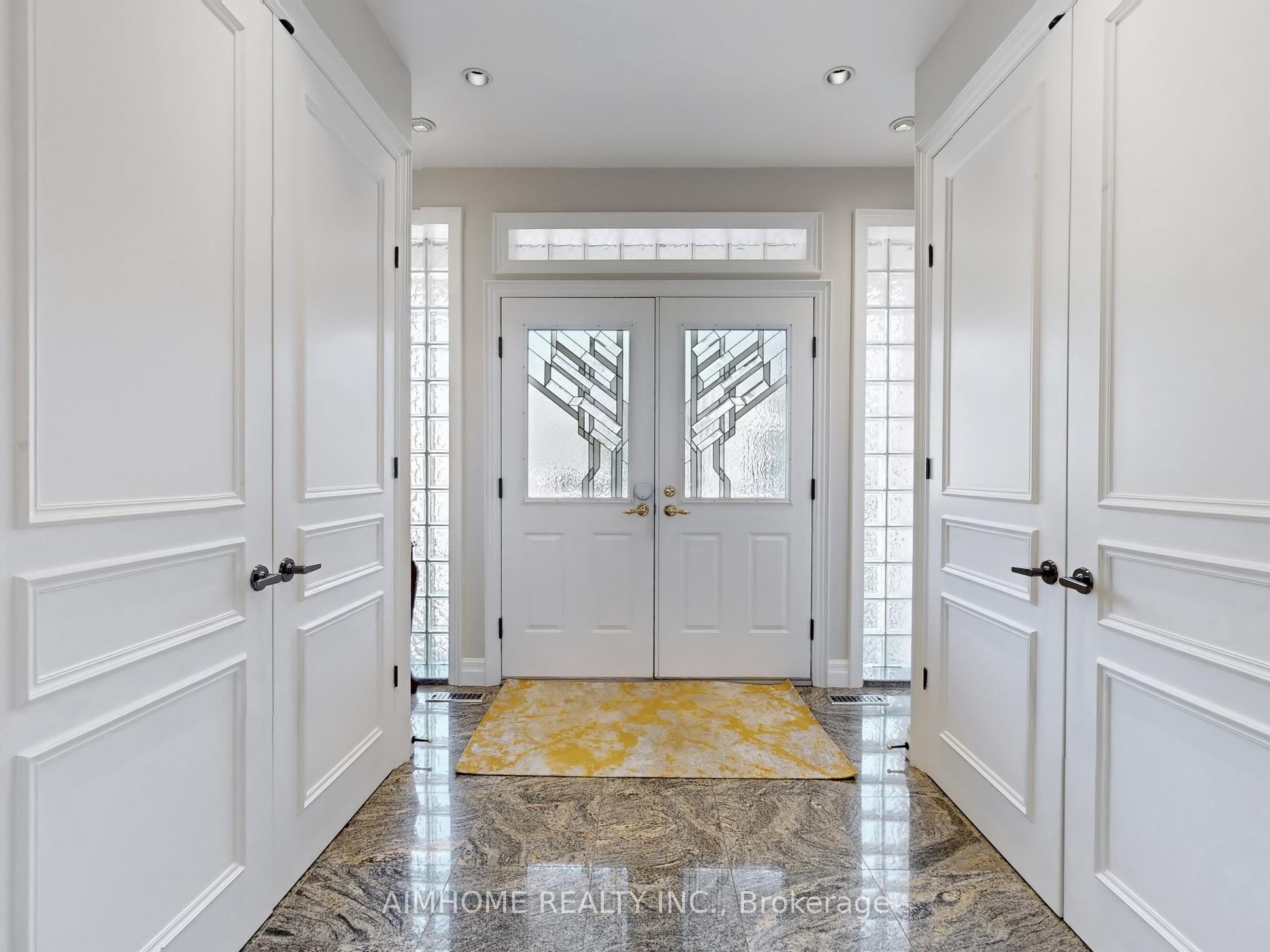 145 Renaissance Court, Vaughan, ON L4J 7W4