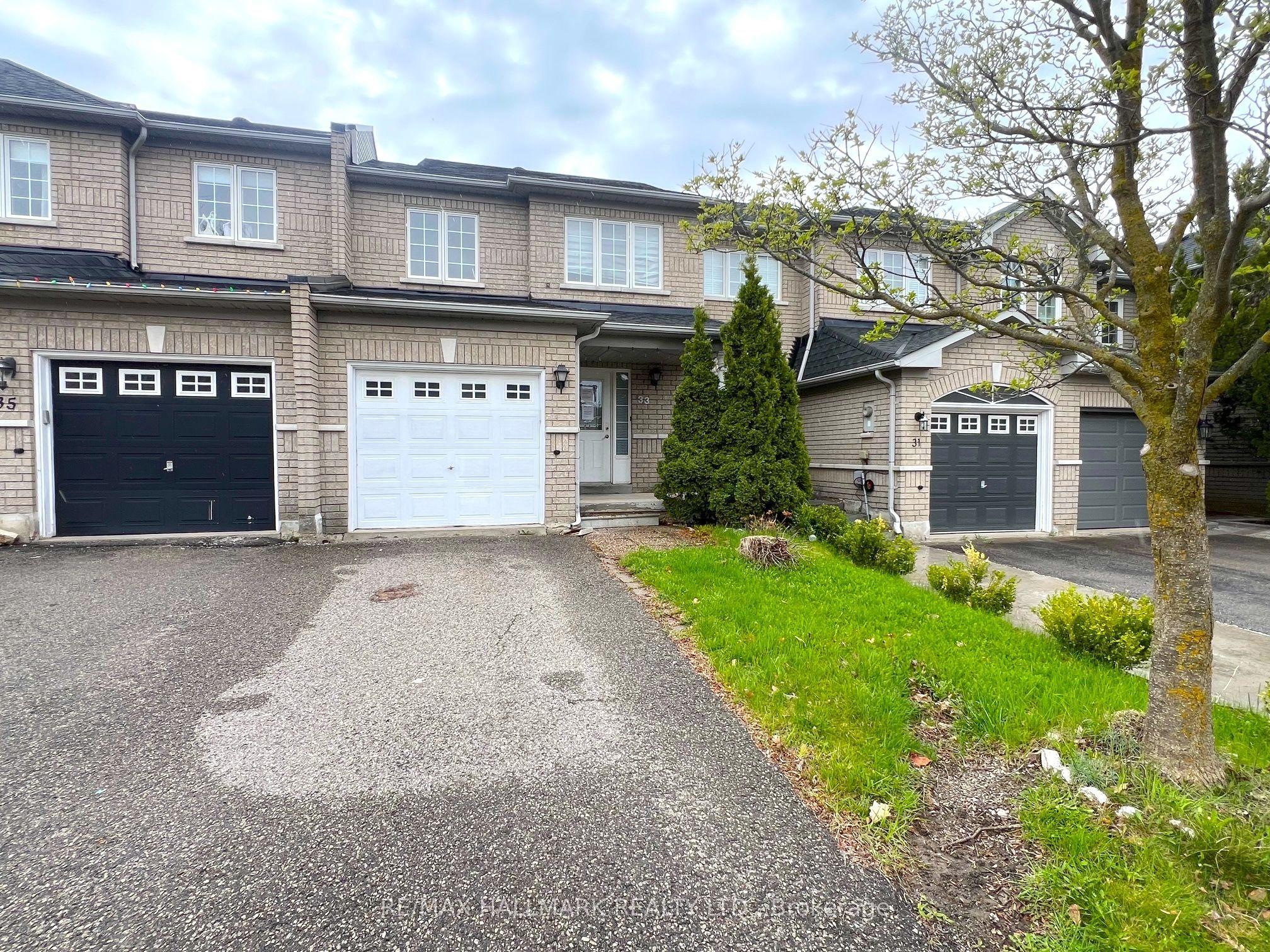 33 Lodgeway Drive, Vaughan, ON L6A 3S6