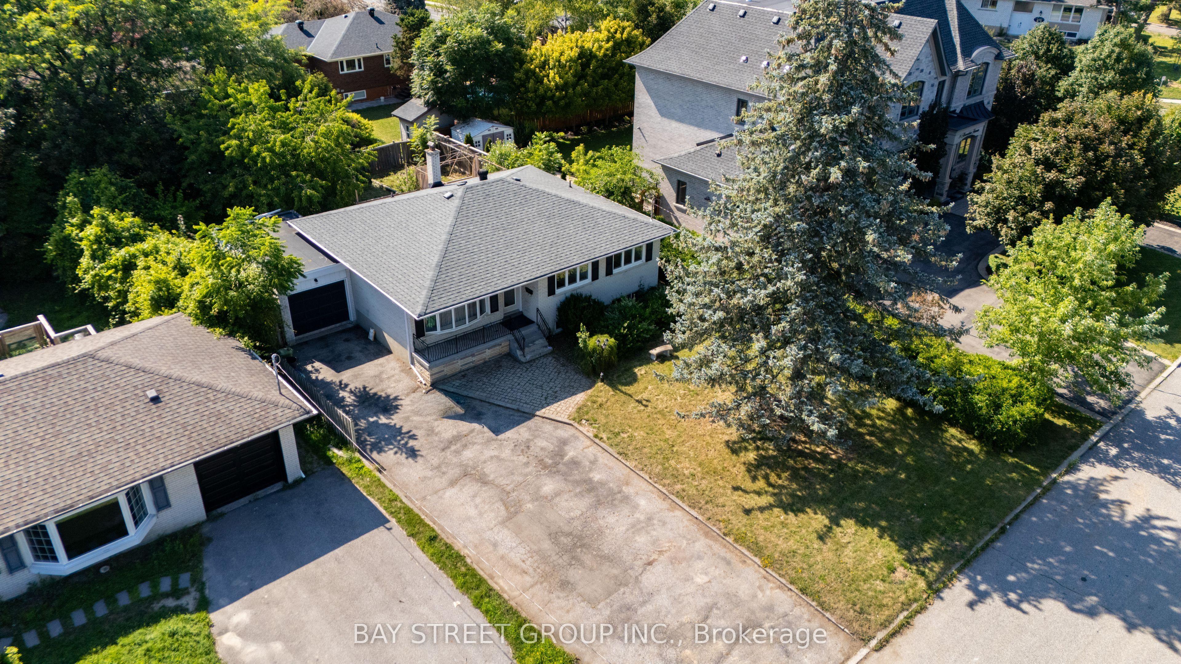 32 Alanadale Avenue, Markham, ON L3P 1S3