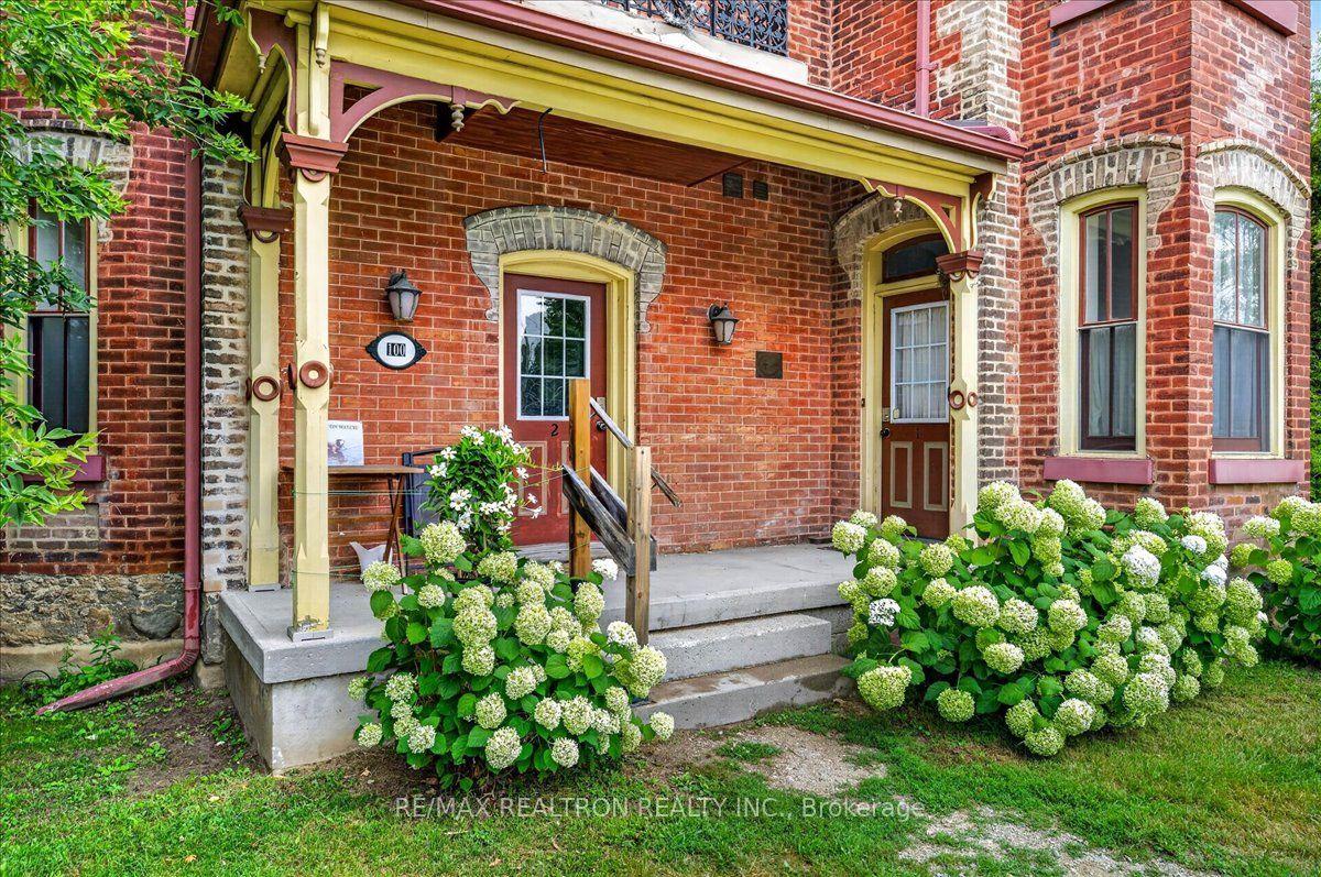 100 Victoria Street E, New Tecumseth, ON L9R 1L1