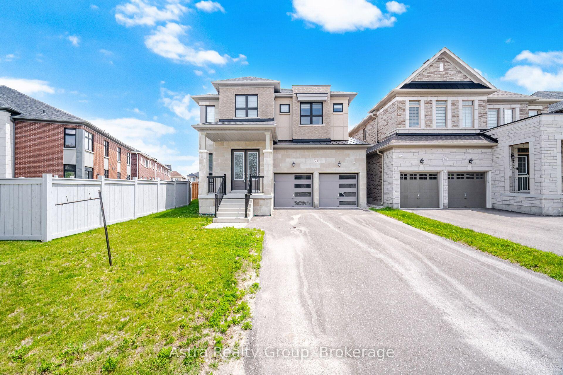 49 Westlake Crescent, Bradford West Gwillimbury, ON L3Z 4K4