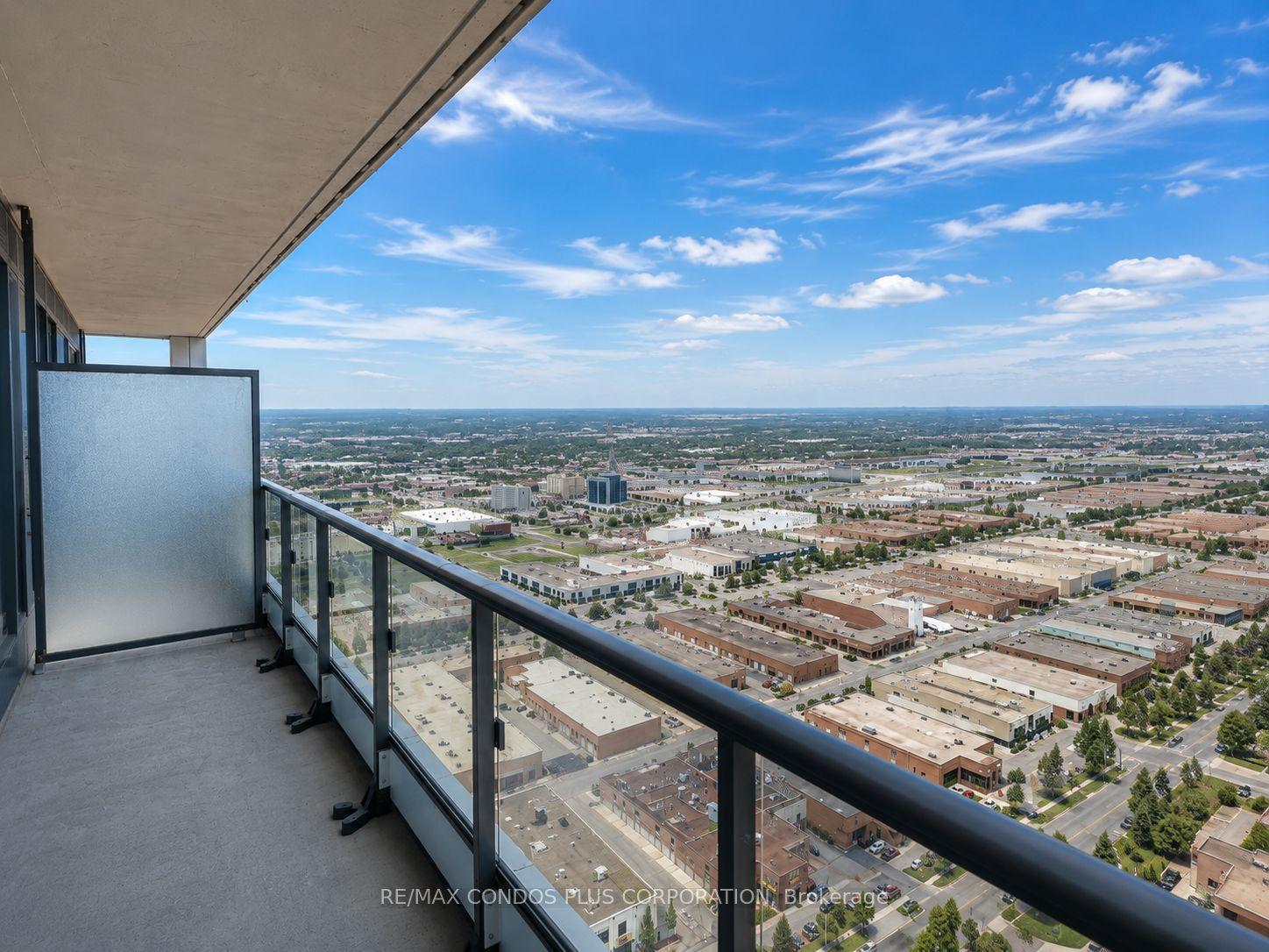 898 Portage Parkway 5511, Vaughan, ON L4K 0J6
