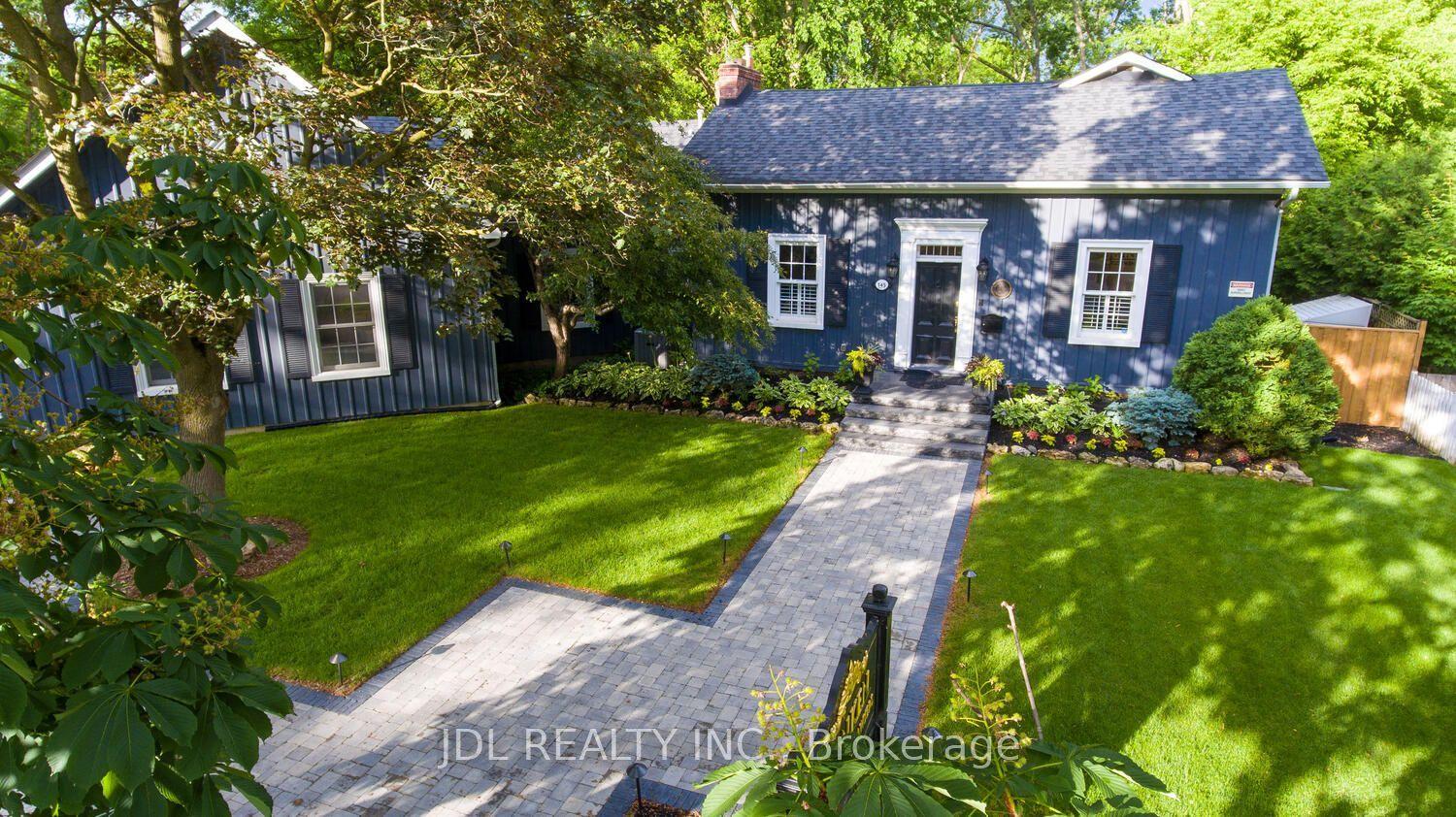 145 main Street N, Markham, ON L3R 2G7