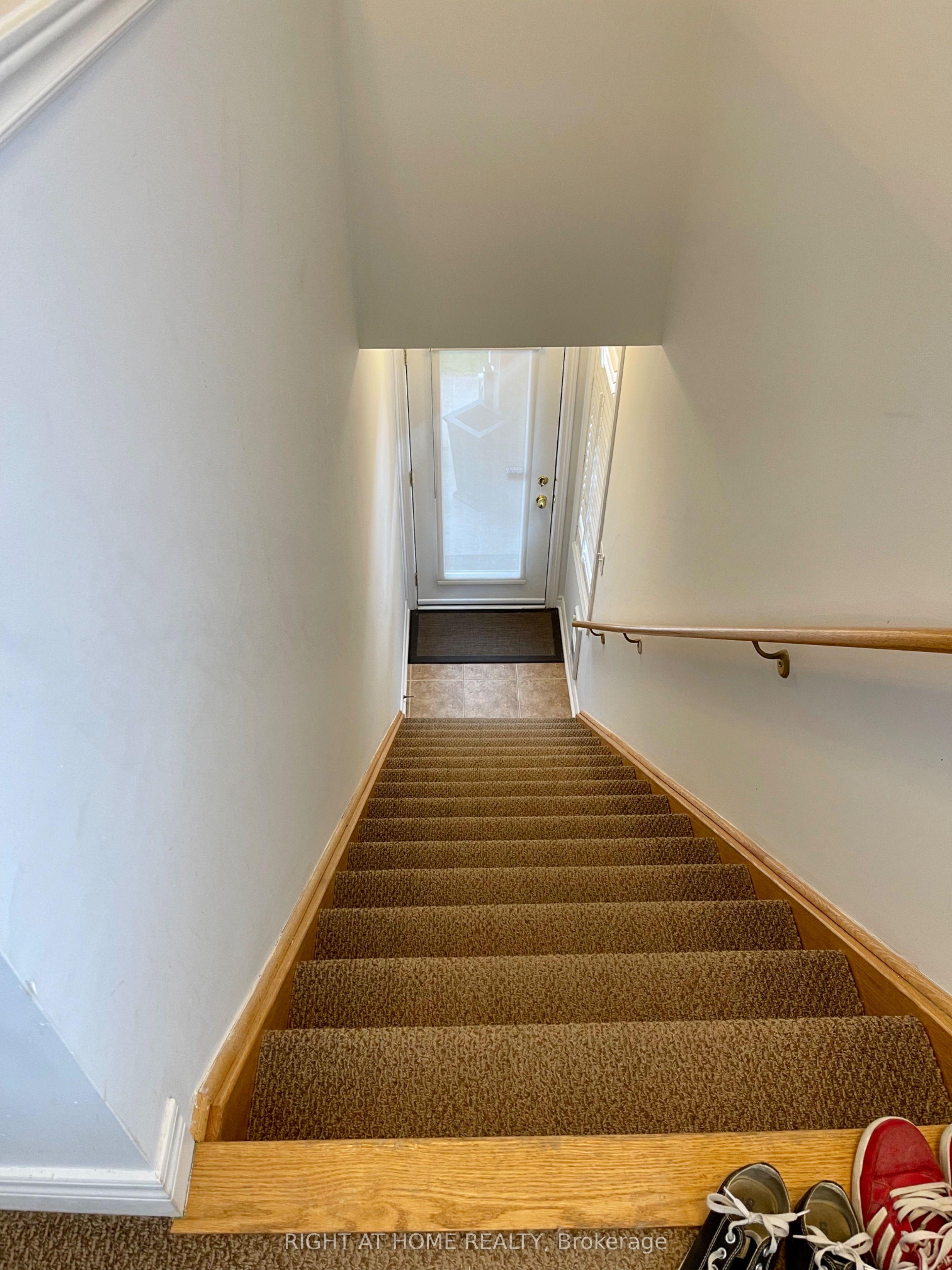 2933 Bur Oak Avenue A, Markham, ON L6B 1E6