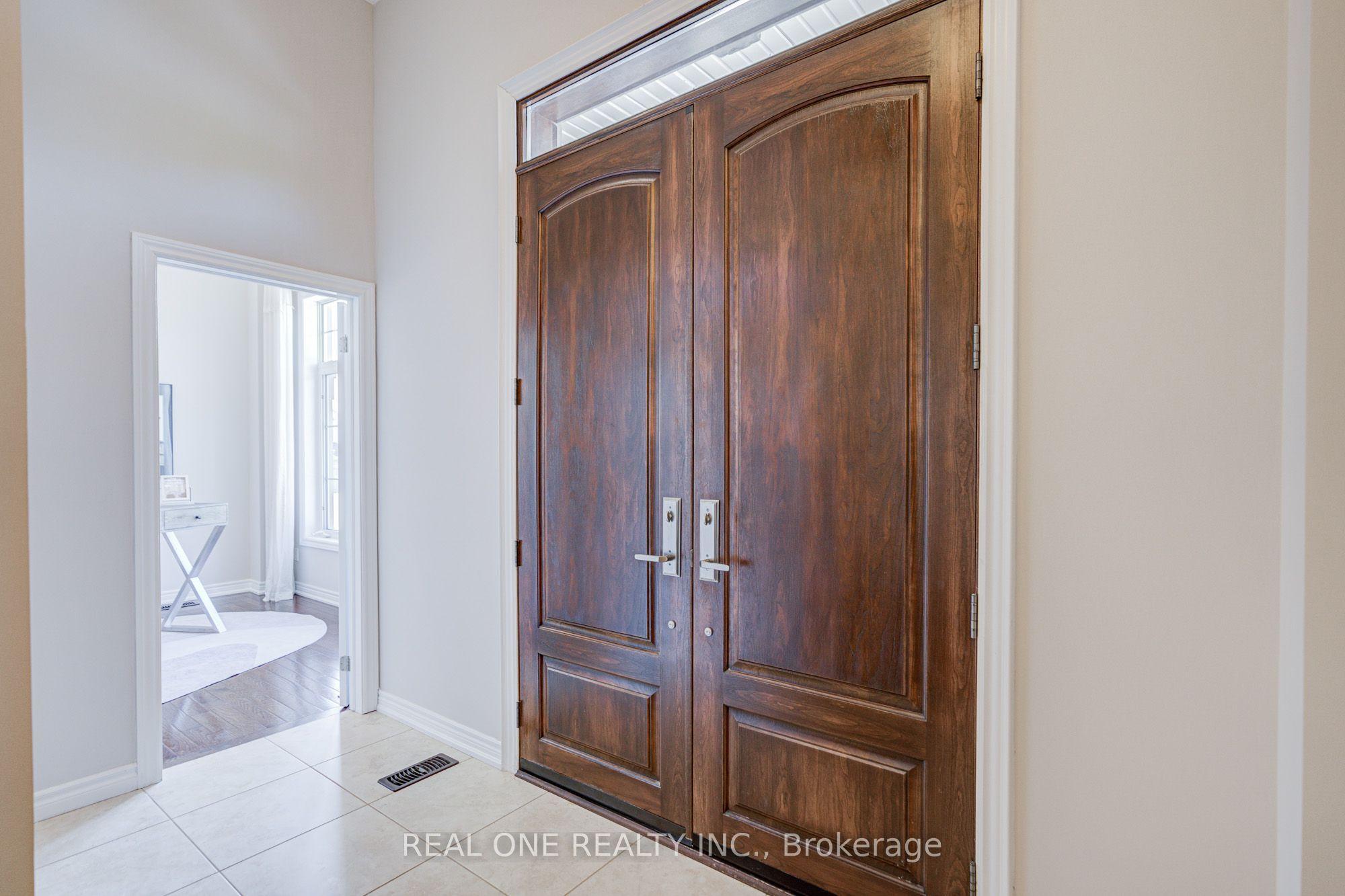 66 Wozniak Crescent, Markham, ON L6E 0L4