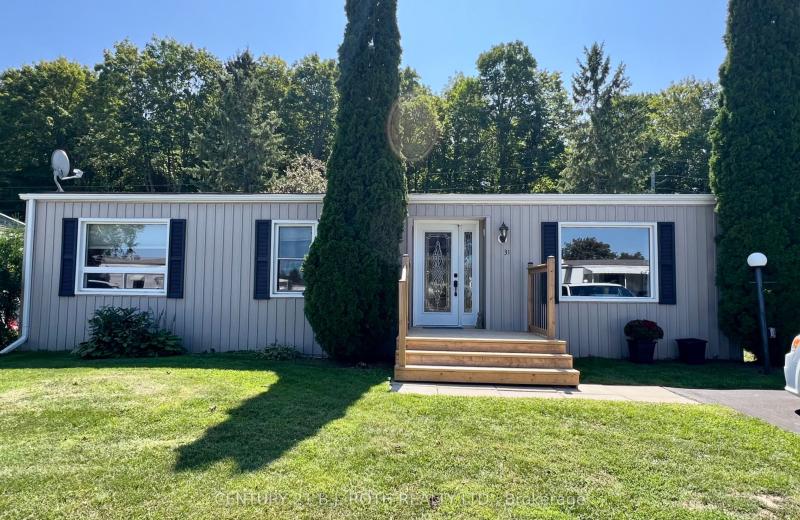 31 Corner Brook Trail, Innisfil, ON L9S 1P5