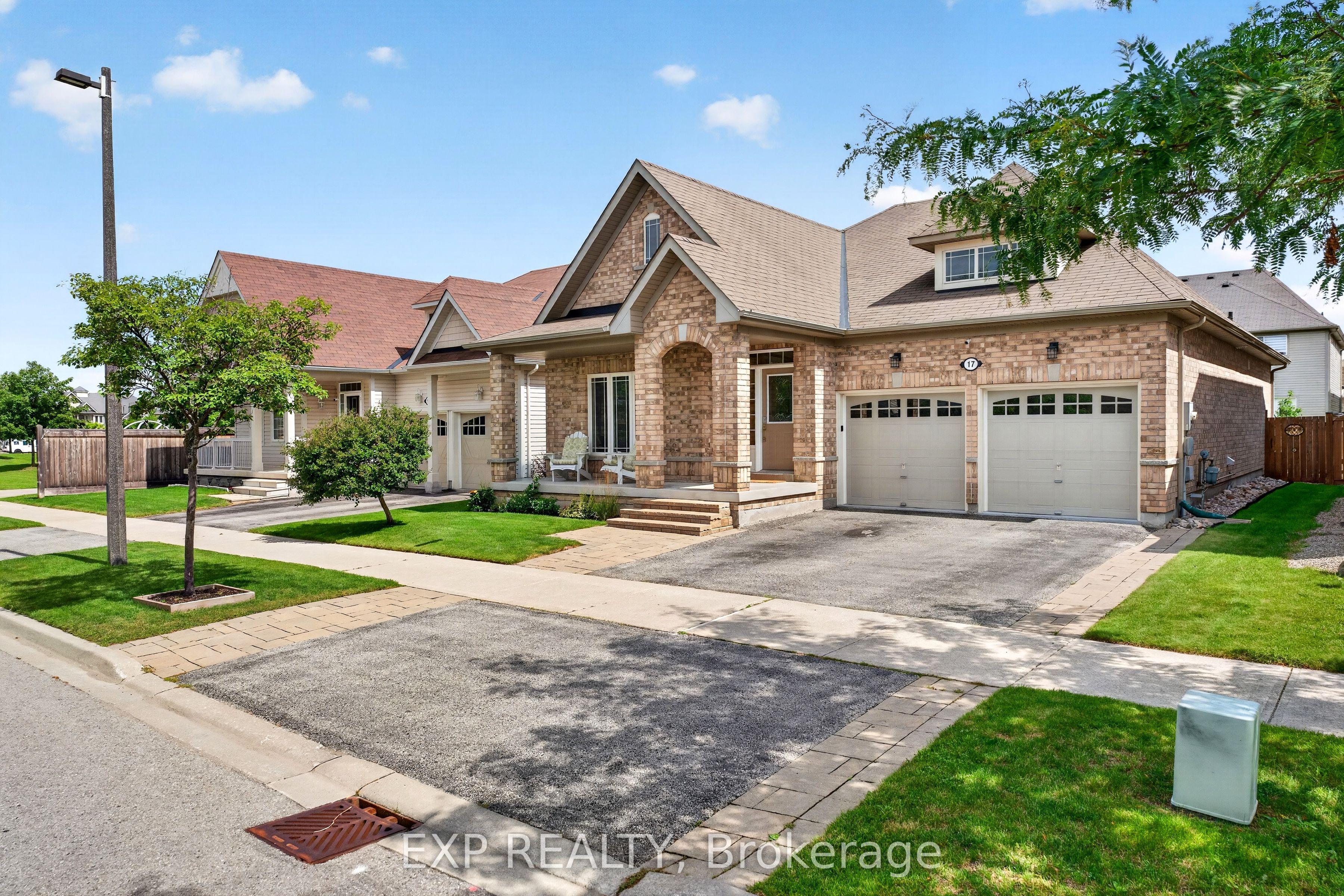 17 Wyndham Circle, Georgina, ON L0E 1R0
