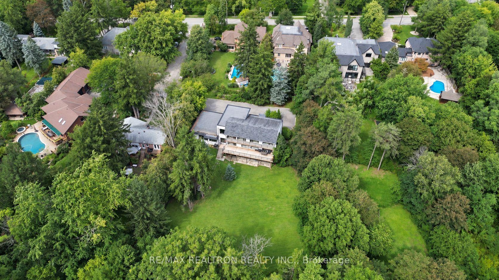 7 Albion Close, Markham, ON L3T 2H8