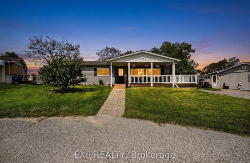 4 Fairbirch Court, Innisfil, ON L9S 1R2