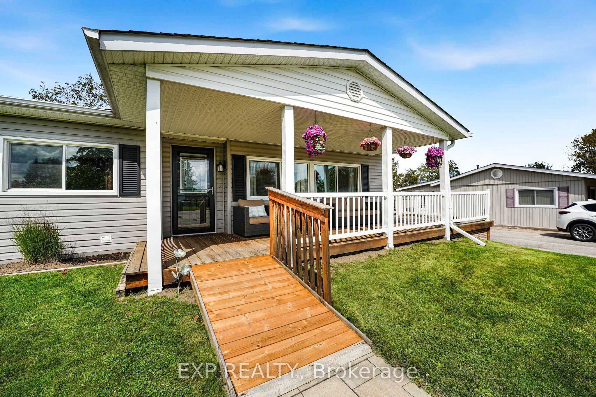 4 Fairbirch Court, Innisfil, ON L9S 1R2