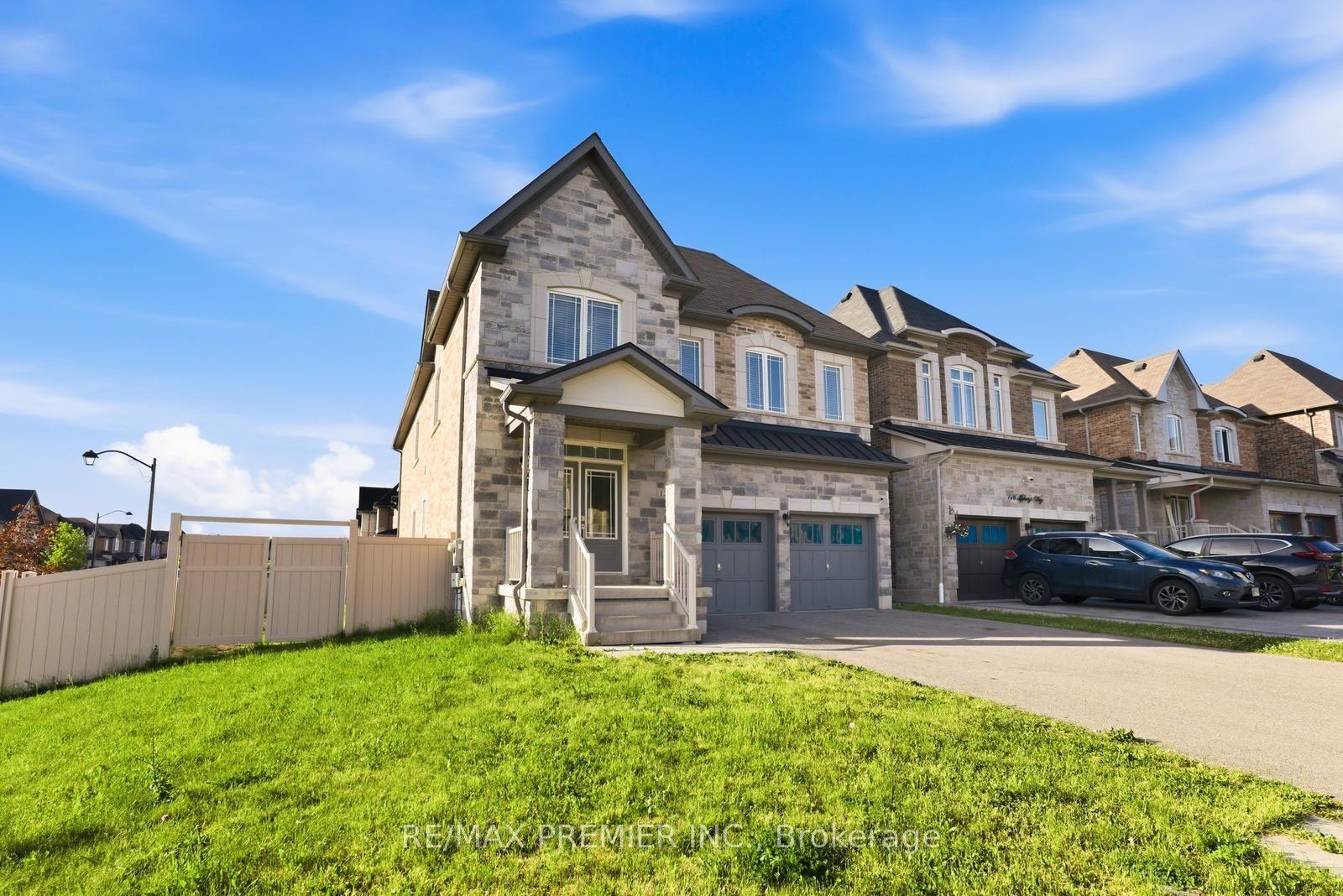 122 Mckenzie Way, Bradford West Gwillimbury, ON L3Z 4J4