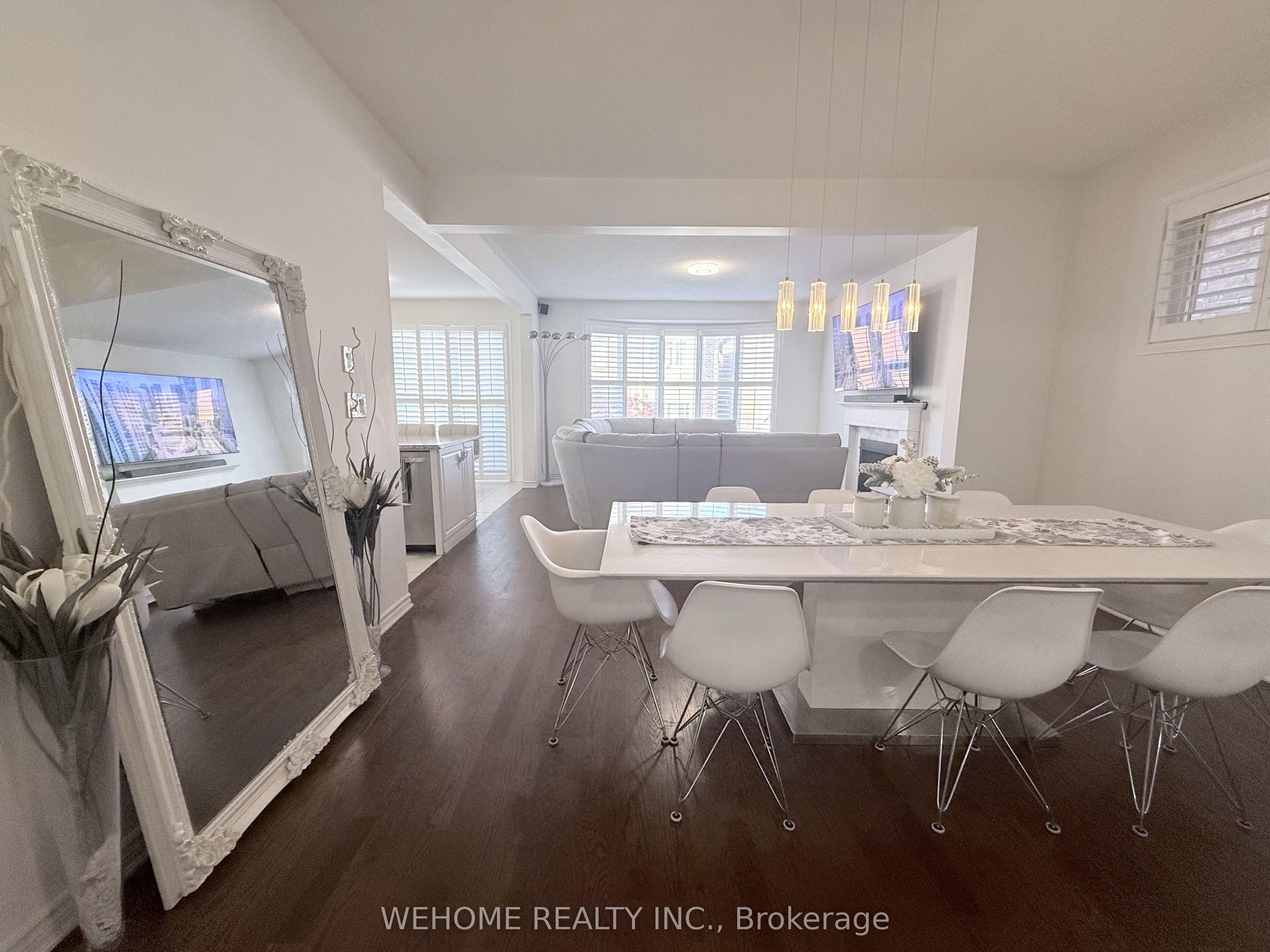 107 Major Crescent, Aurora, ON L4G 0X5