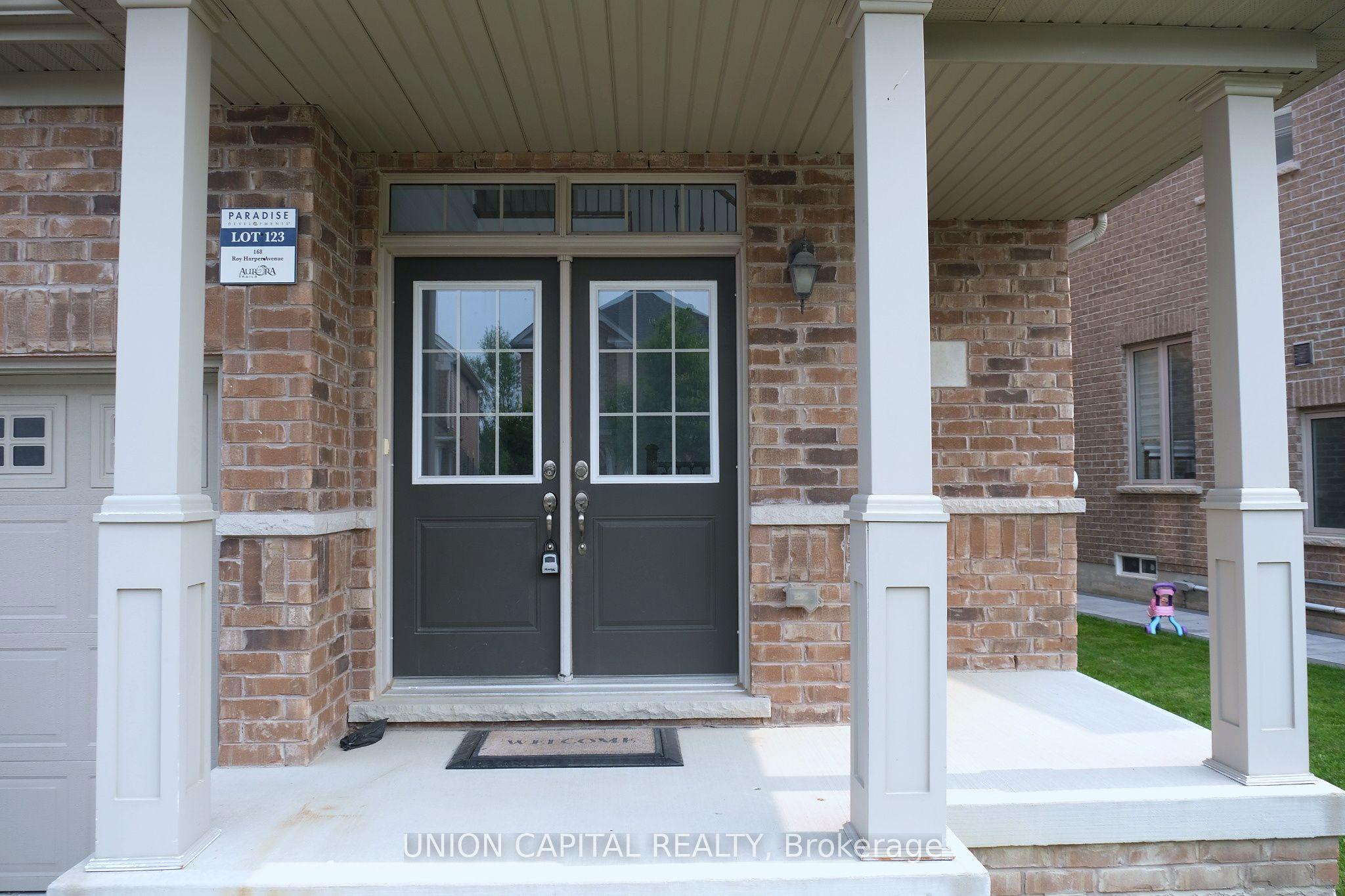 168 Roy Harper Avenue, Aurora, ON L4G 0V6