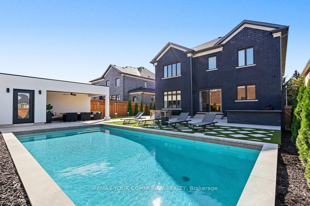 86 Sculpture Garden Lane, Vaughan, ON L4H 4P1
