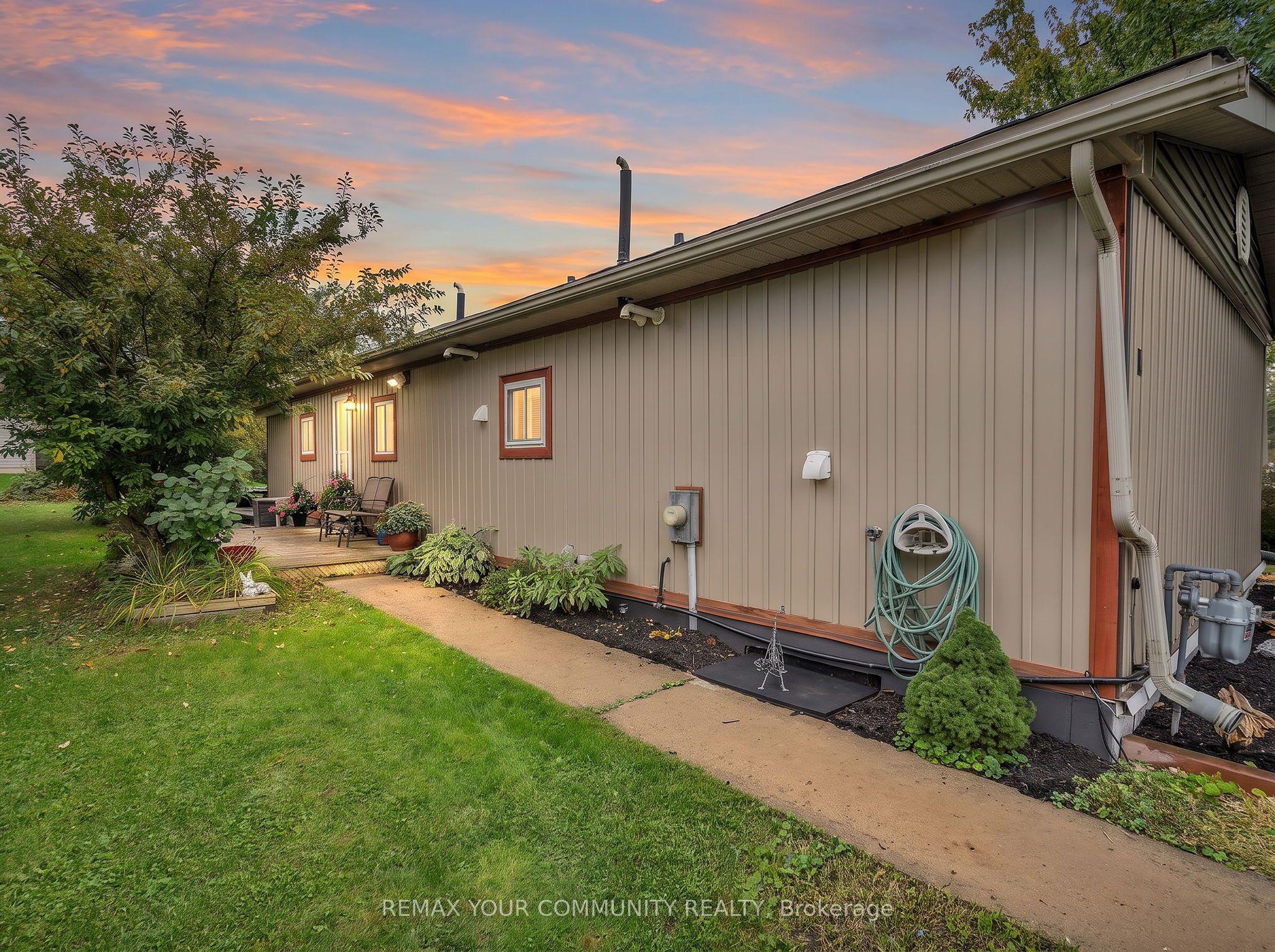 11 Nature Trail Road, Innisfil, ON L9S 1R6
