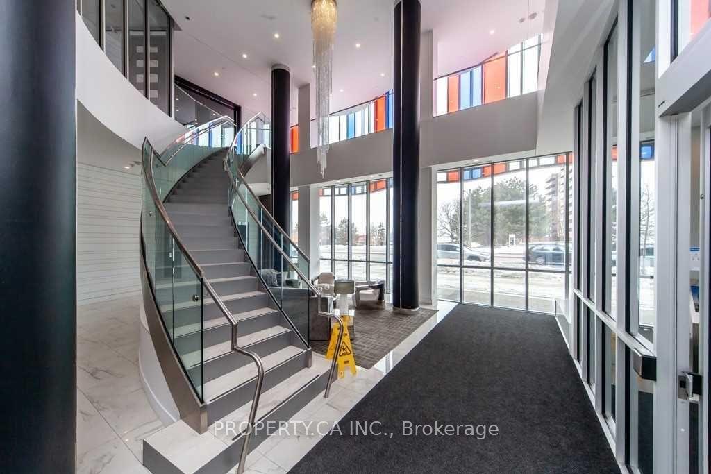 9471 Yonge Street 906, Richmond Hill, ON L4C 0Z5