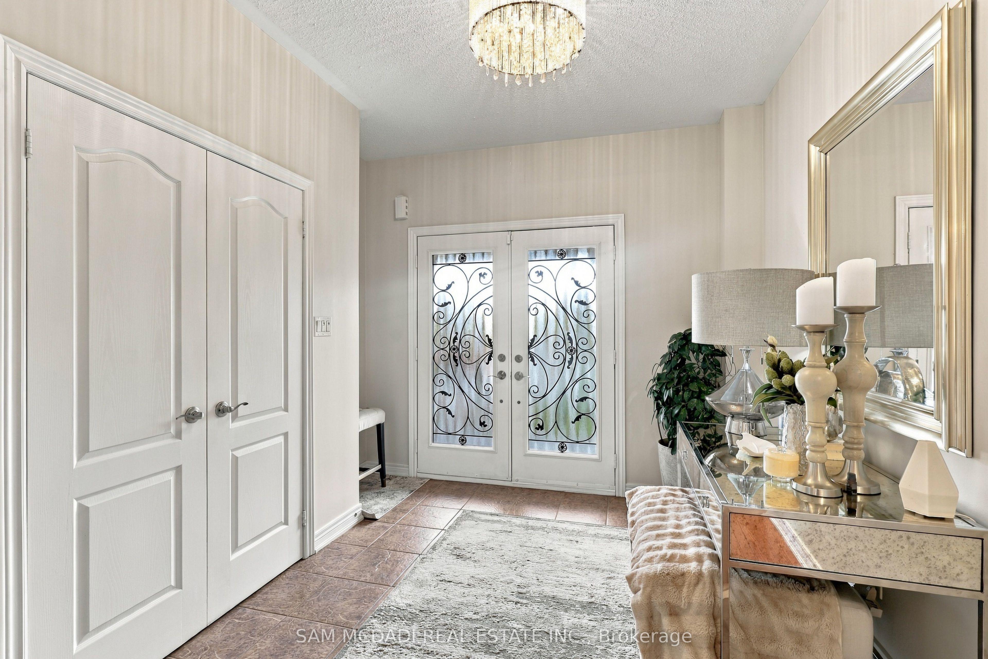 35 Tiana Court, Vaughan, ON L4H 0C8