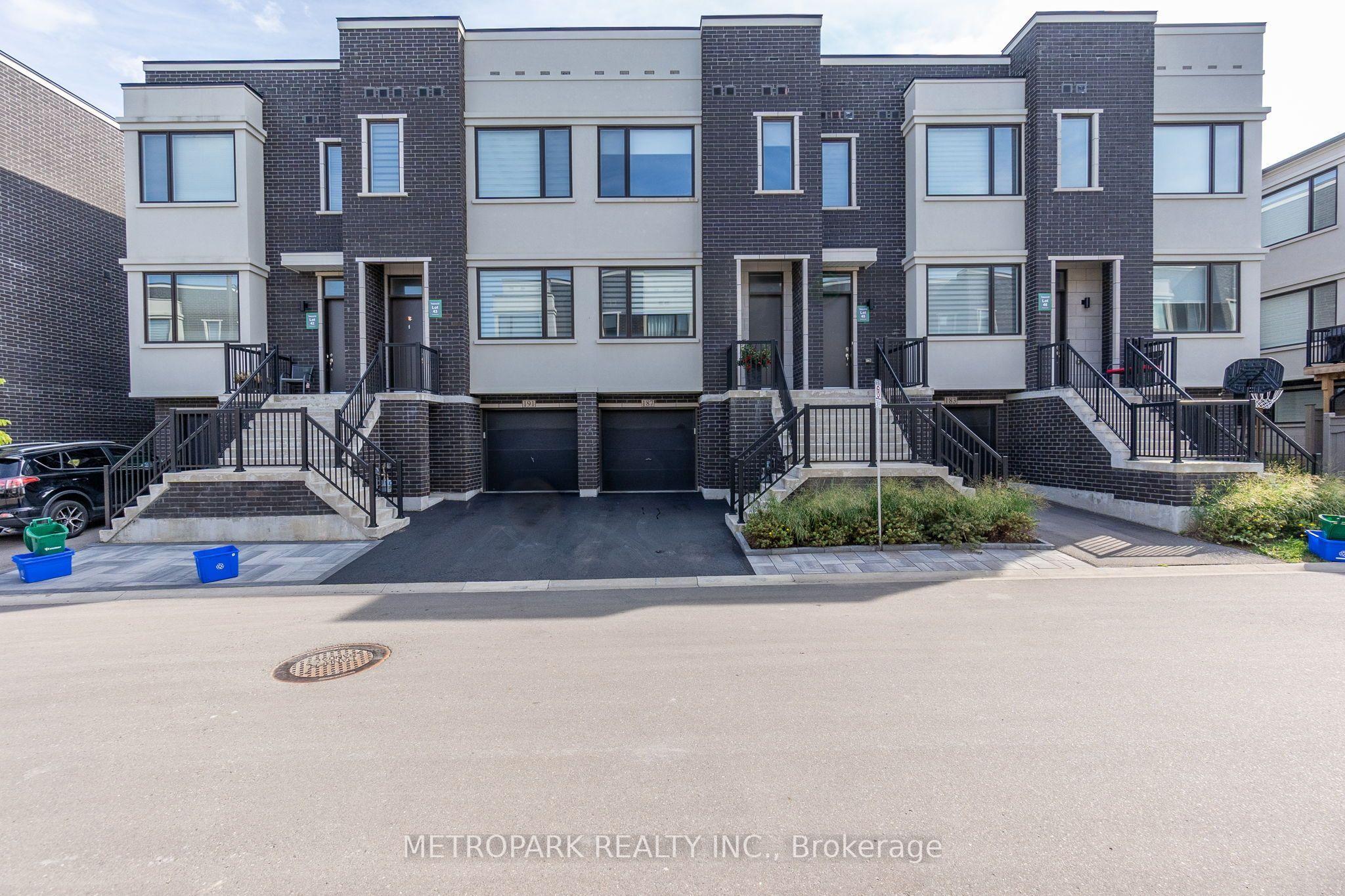 187 Sydney Circle, Vaughan, ON L4H 4R2