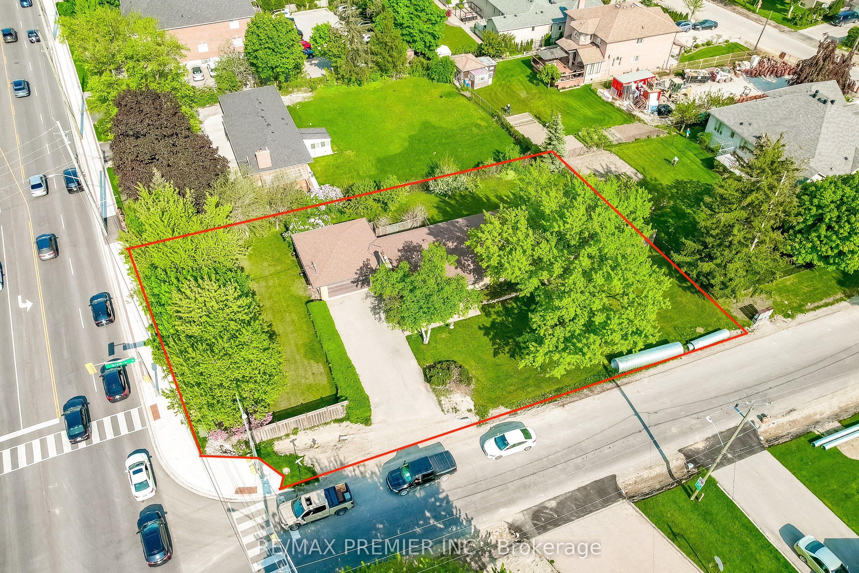 1 Gram Street, Vaughan, ON L6A 3Z2