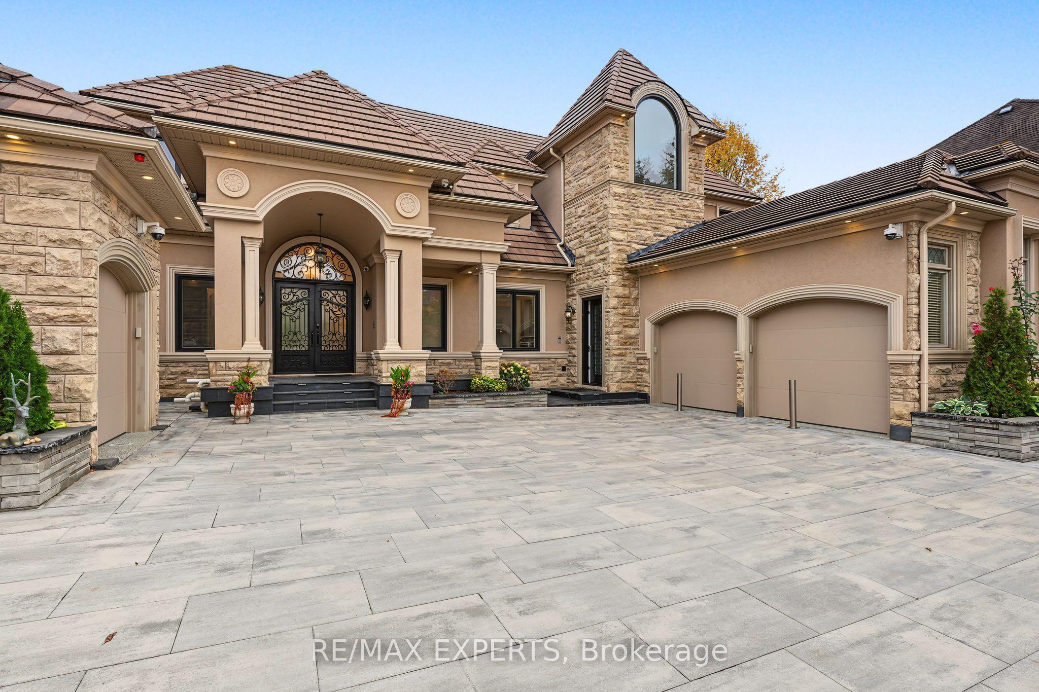 33 Highland Creek Court, Vaughan, ON L0J 1C0