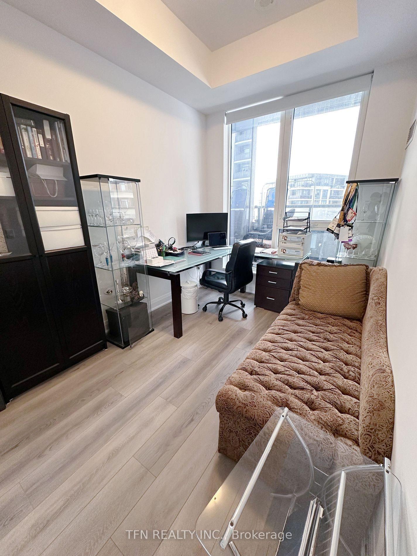 20 Gatineau Drive 207, Vaughan, ON L4J 0L2