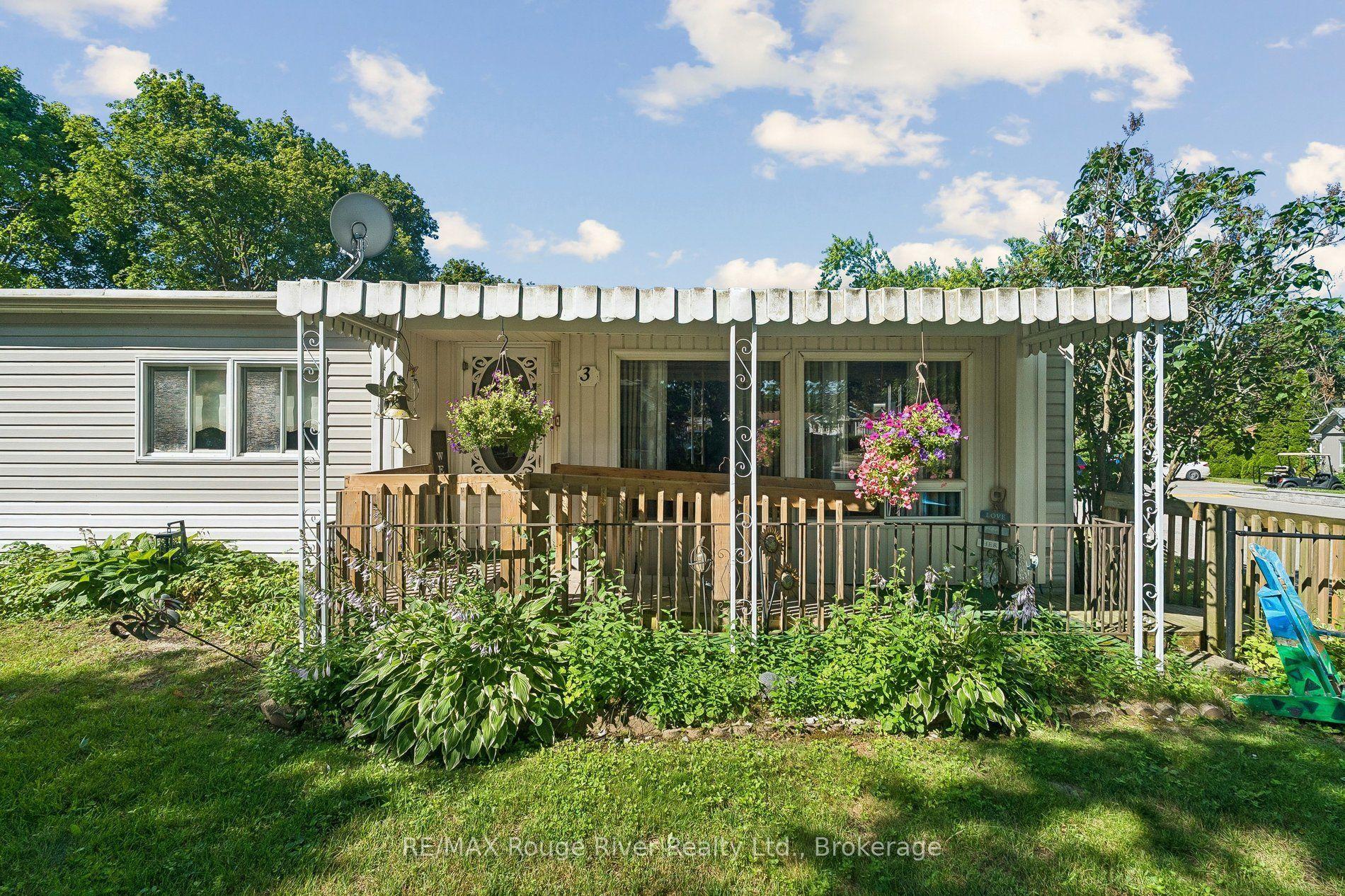 35 Hawthorne Drive, Innisfil, ON L9S 1P1