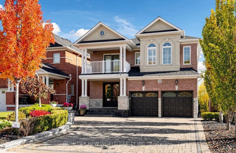 19 Featherwood Drive, Vaughan, ON L6A 0S3