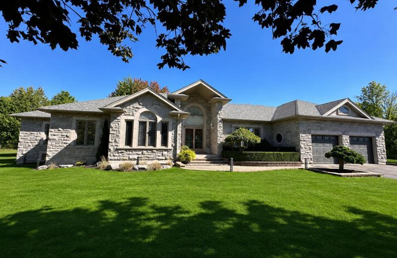 49 Shore Crescent, Georgina, ON L0E 1S0