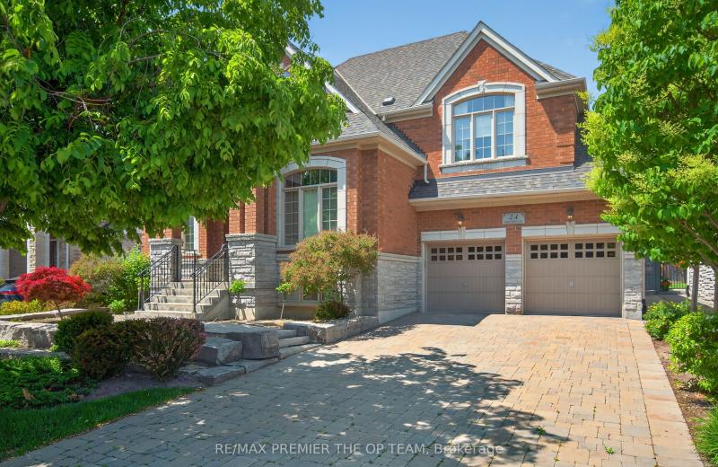 24 Grand Vellore Crescent, Vaughan, ON L4H 0N8