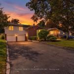 174 Bayview Fairways Drive, Markham, ON L3T 2Y8