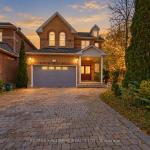 130 Old Colony Road, Richmond Hill, ON L4E 3V1