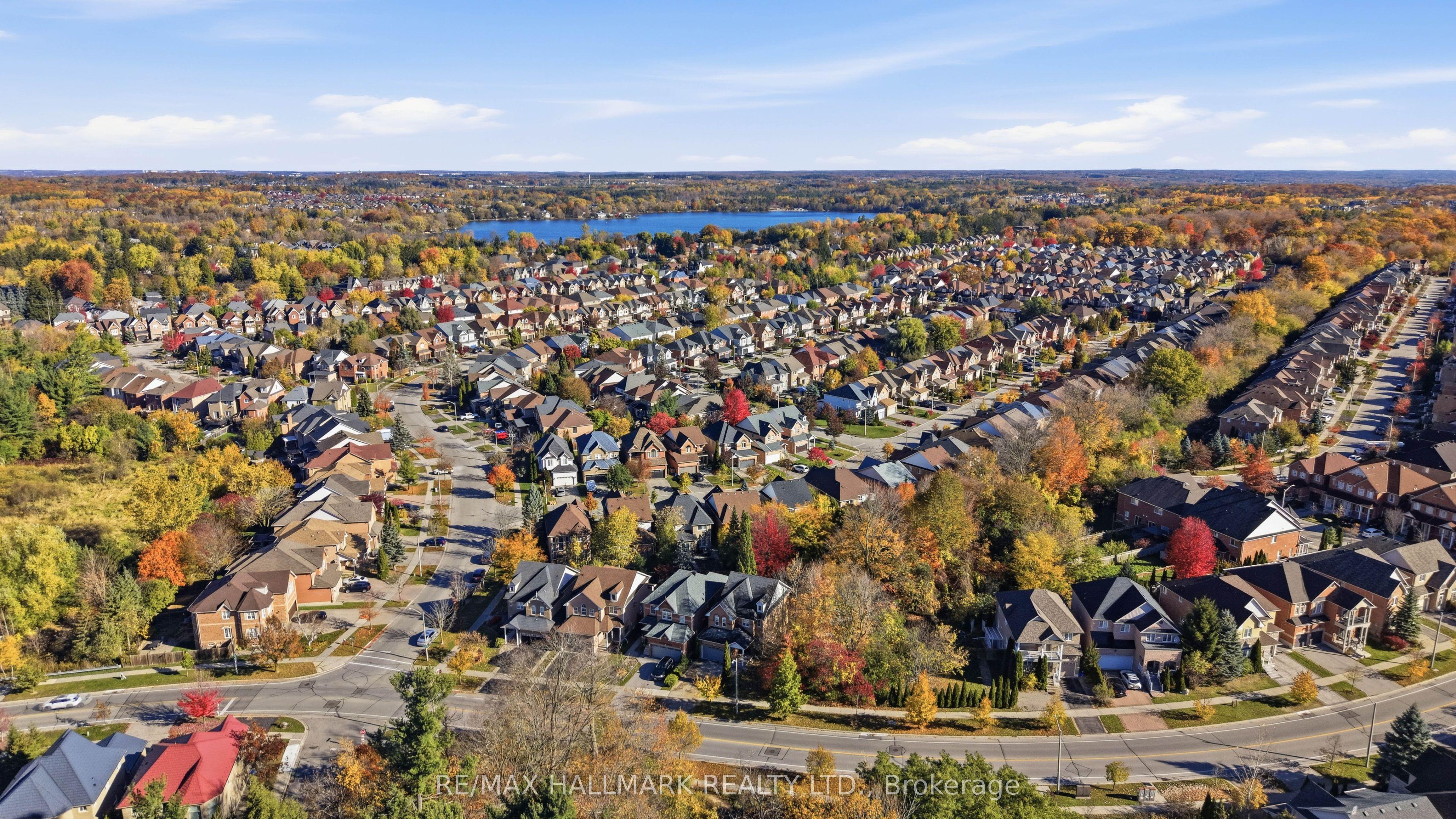 130 Old Colony Road, Richmond Hill, ON L4E 3V1