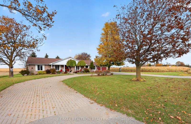 2108 Innisfil Beach Road, Innisfil, ON L9S 4B9