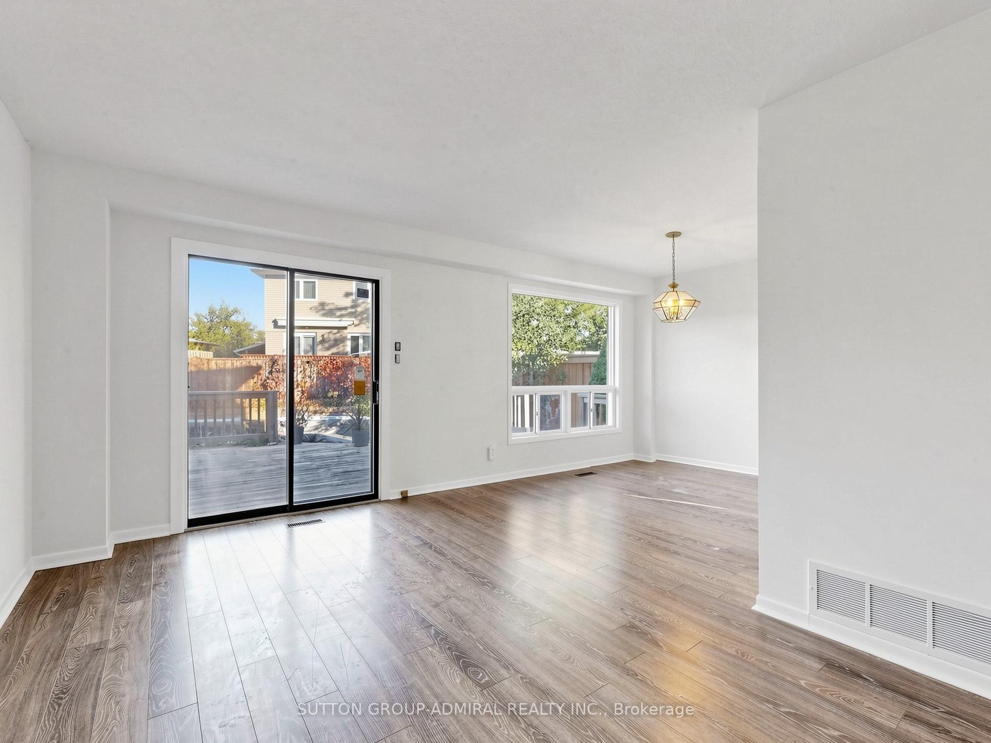 10 Kilkenny Place, Richmond Hill, ON L4C 5S2