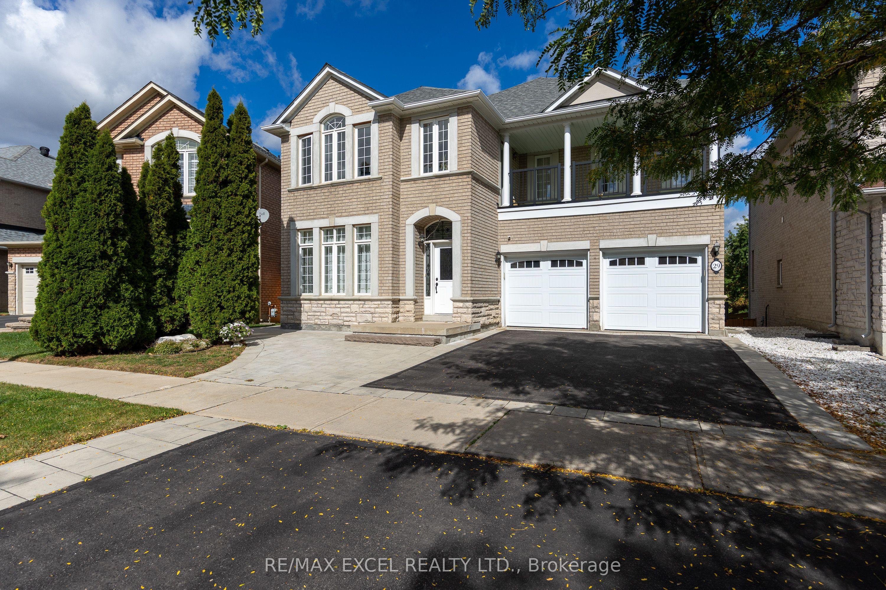 29 Brass Drive N, Richmond Hill, ON L4E 4T3