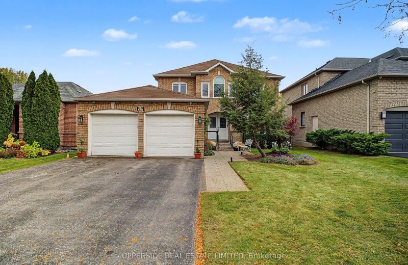 99 Glenforest Drive, Vaughan, ON L4J 8K5
