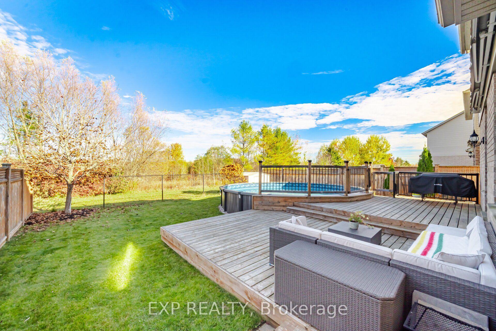 16 Shephard Avenue, New Tecumseth, ON L9R 2E6