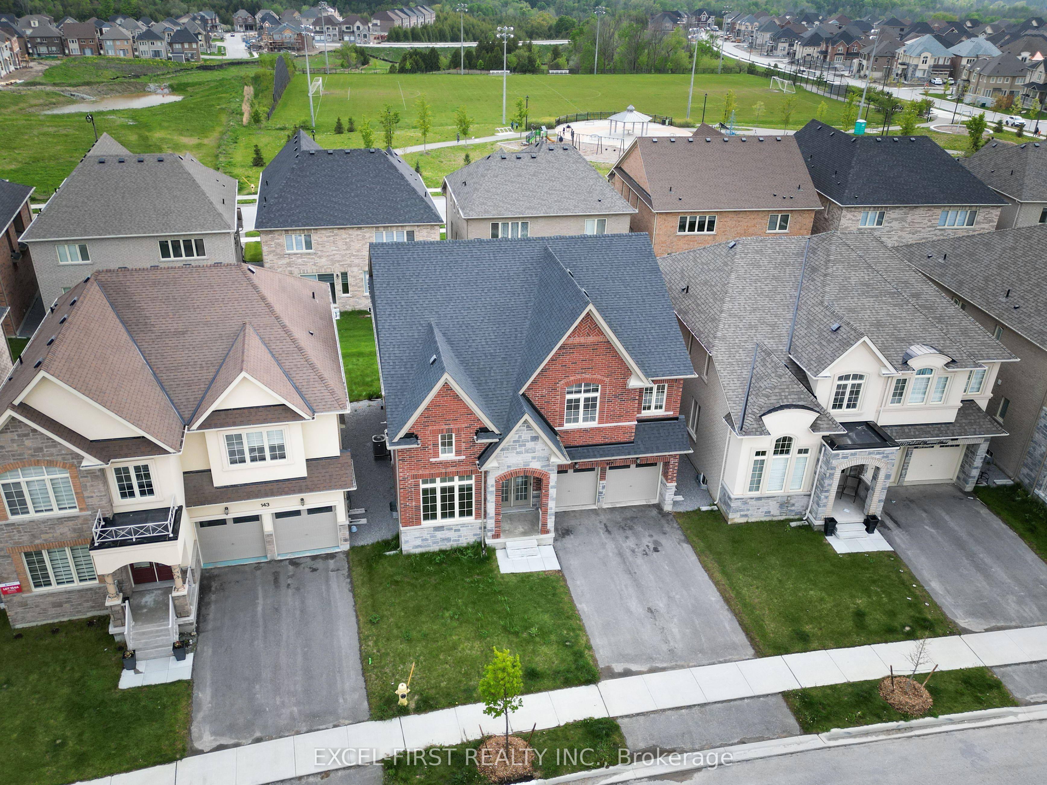 147 Frederick Pearson Street, East Gwillimbury, ON L9N 0Y8