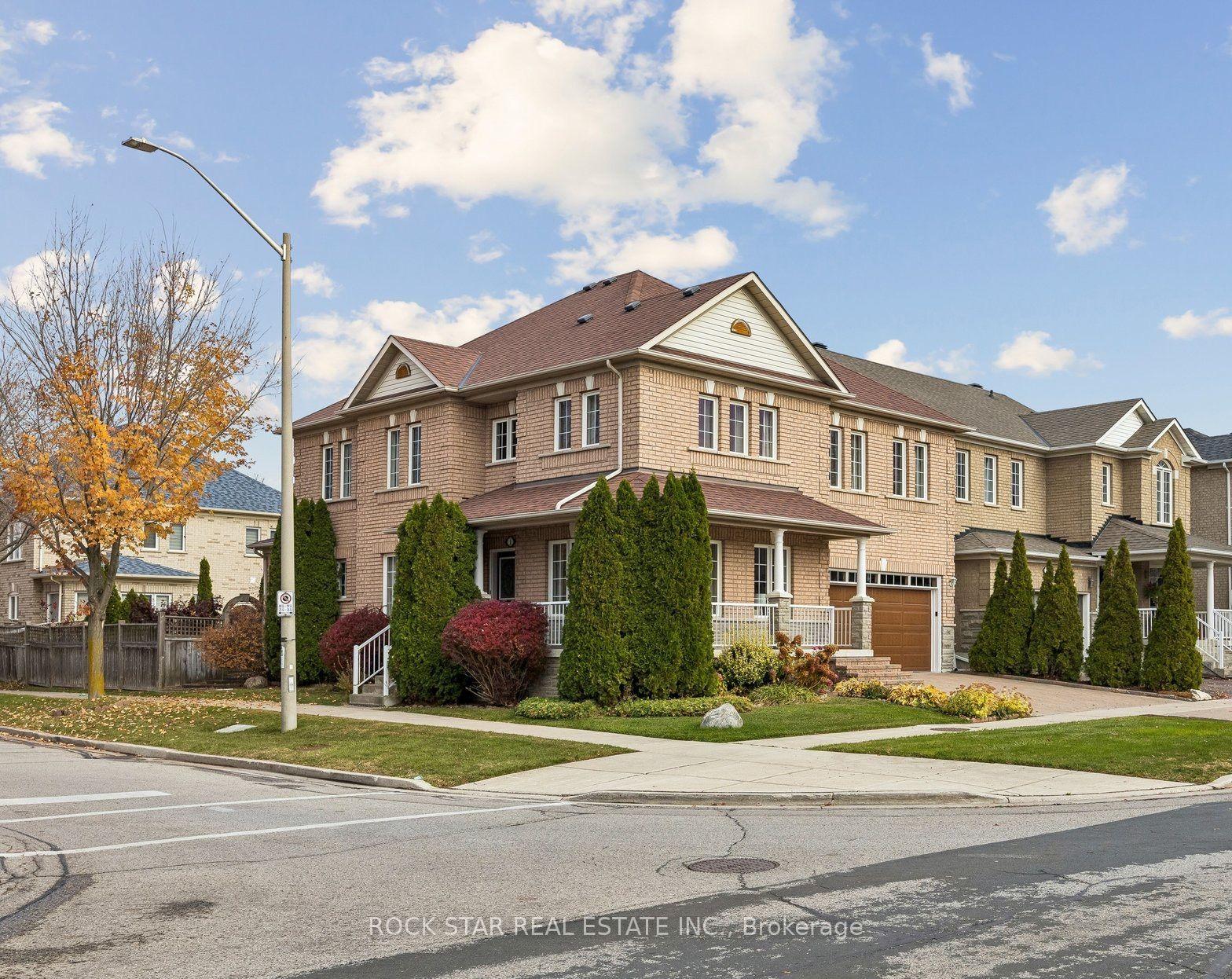 1 Willow Heights Boulevard, Markham, ON L6C 2K6