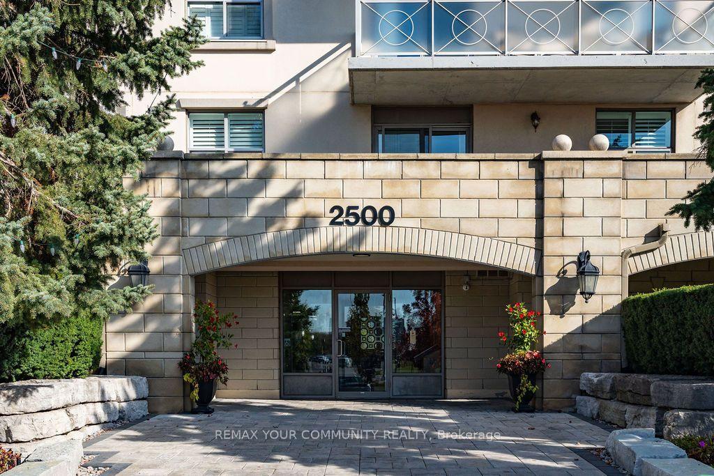 2500 Rutherford Road 507, Vaughan, ON L4K 5N7