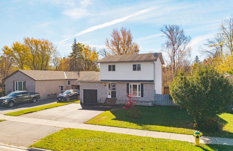 24 West St Street, Georgina, ON L0E 1R0