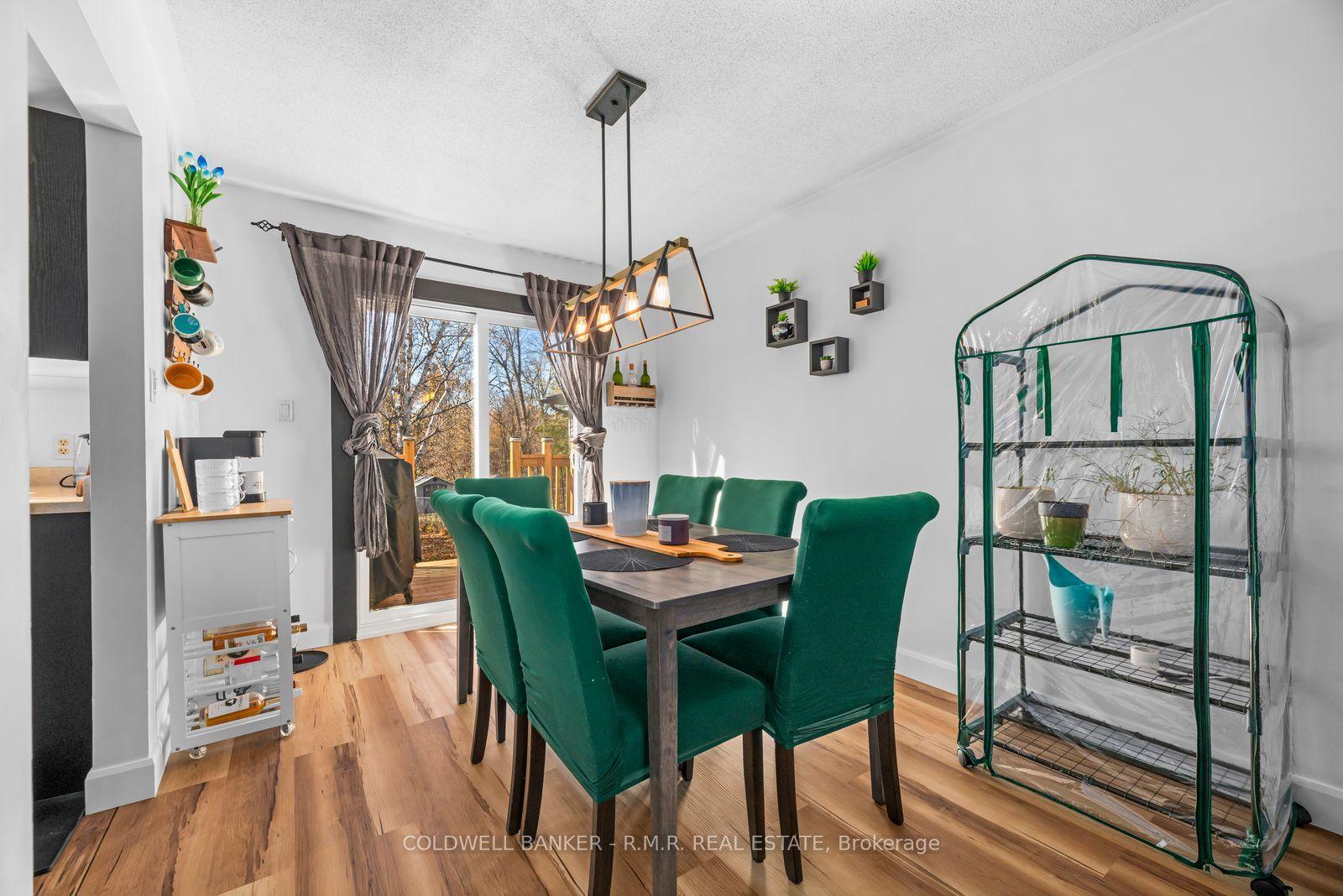 24 West St Street, Georgina, ON L0E 1R0