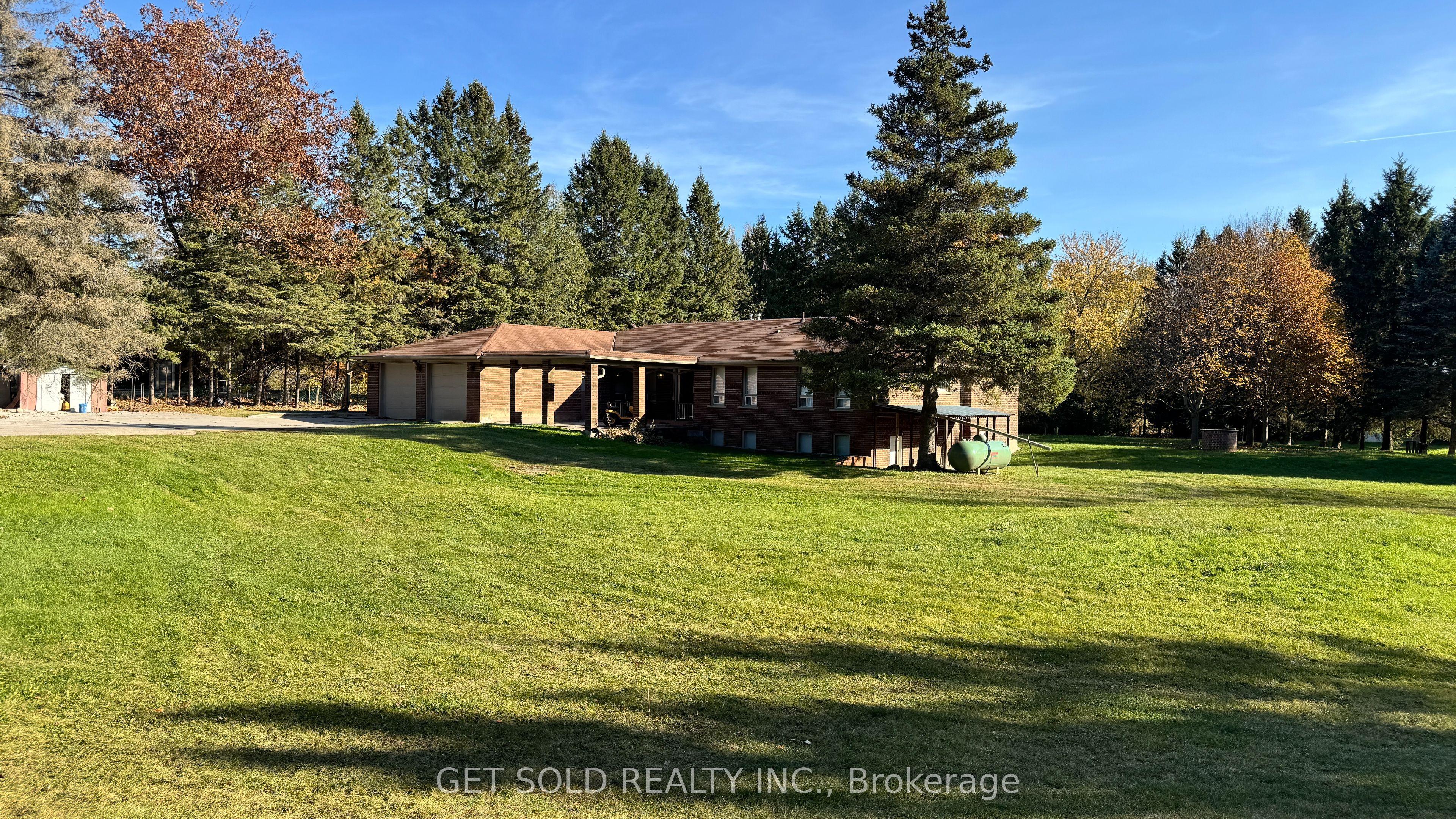 2955 16th Side Road, King, ON L7B 1A3